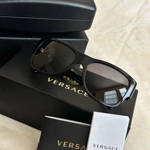 VERSACE VE4275 GB1/87 BLACK GREY SUNGLASSES